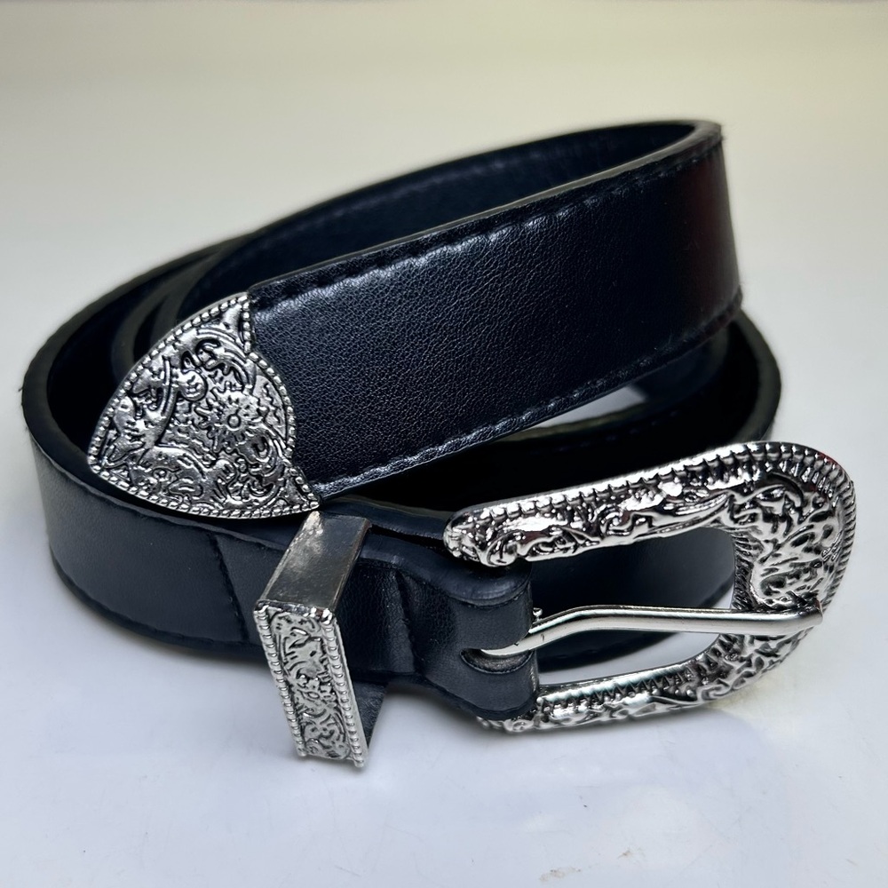 NWOT Black PU Leather Western Belt, Silver Tone Buckle stamped floral design M/L - Picture 8 of 10